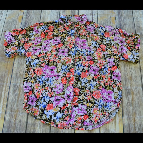 Vintage Hawaiian Shirt - Picture 1 of 3